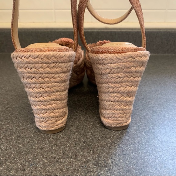 New Bandolino Women's Krista Espadrille Flower Detail Wedge Sandals Size 8 - Picture 8 of 9